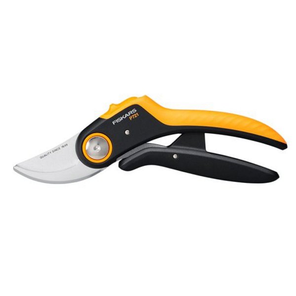 FISKARS P721 záhradné nožnice PowerLever Plus