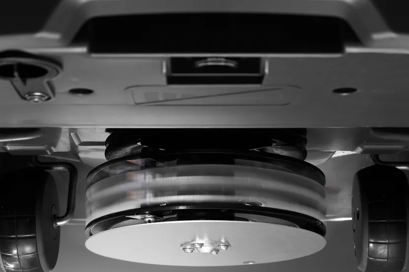 Elektricky ovládané nastavenie výšky kosenia